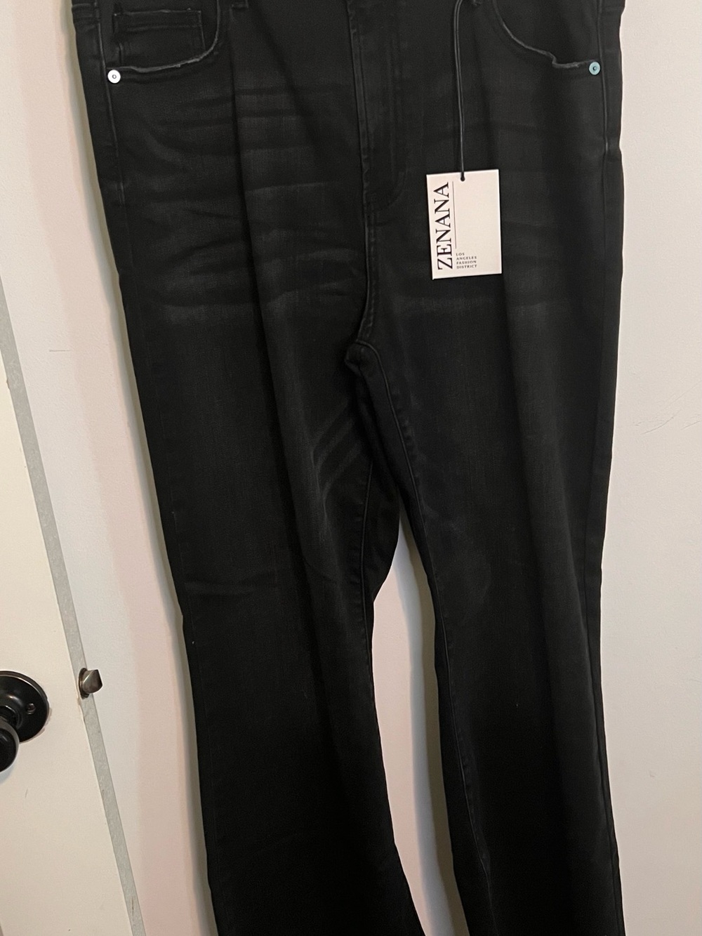 Zenana Outfitters Black Straight Leg Jeans